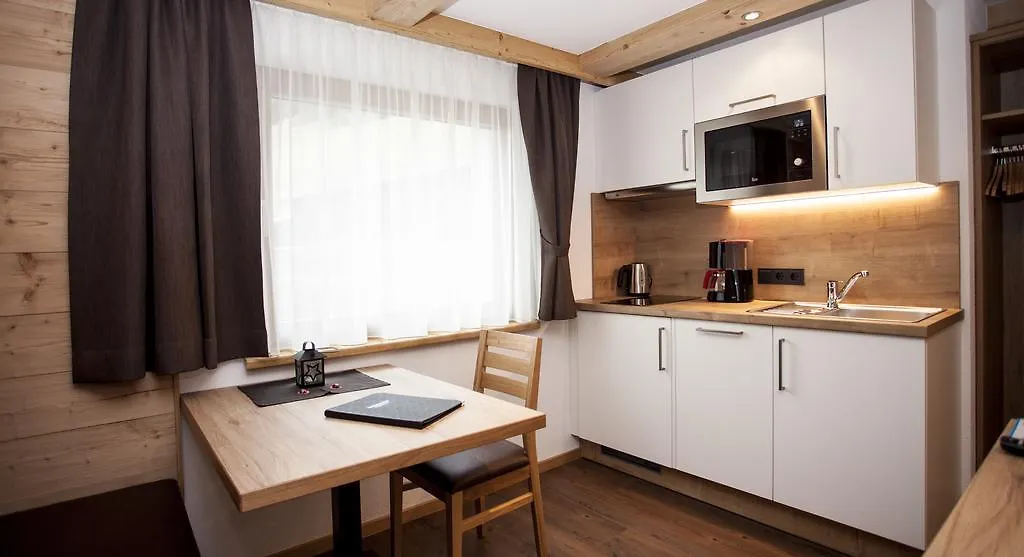 Апартаменты Brandhof Lodge Ишгль